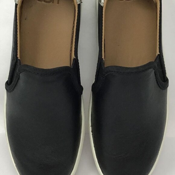 UGG Cas Slip-On Shoes Women's 5 Pre-Owned Great Shape - Picture 5 of 5